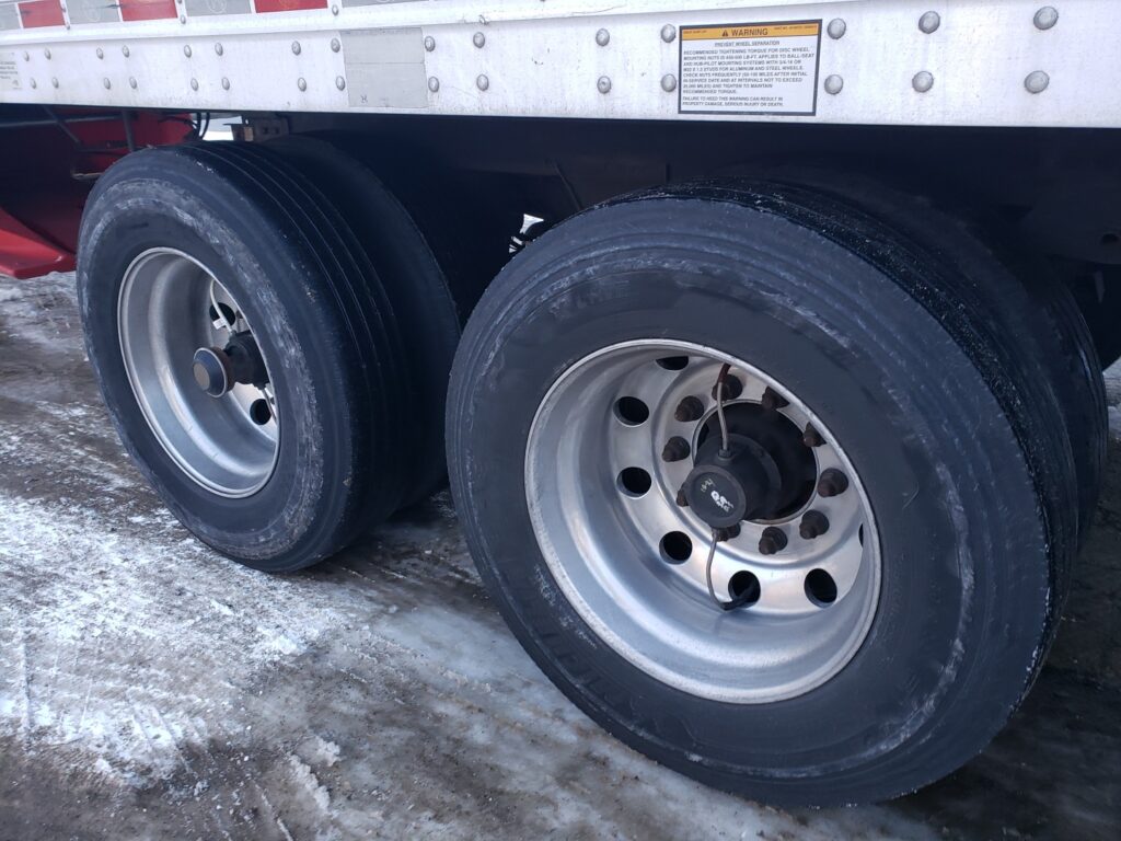 semi truck tires