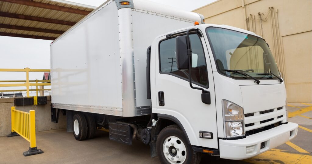 equipment - renting - Massachusetts location for box truck renting and leasing