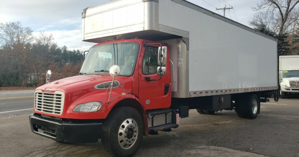 how many miles do semi truck tires last - Massachusetts Semi Truck and Trailer