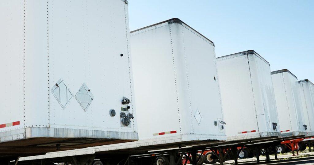 road trailers - Massachusetts rental for containers